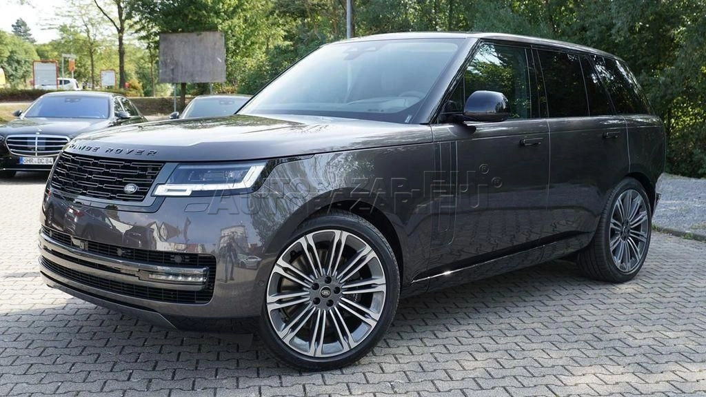 Land Rover Range Rover 4.4i V8 P530 HSE AWD A/T