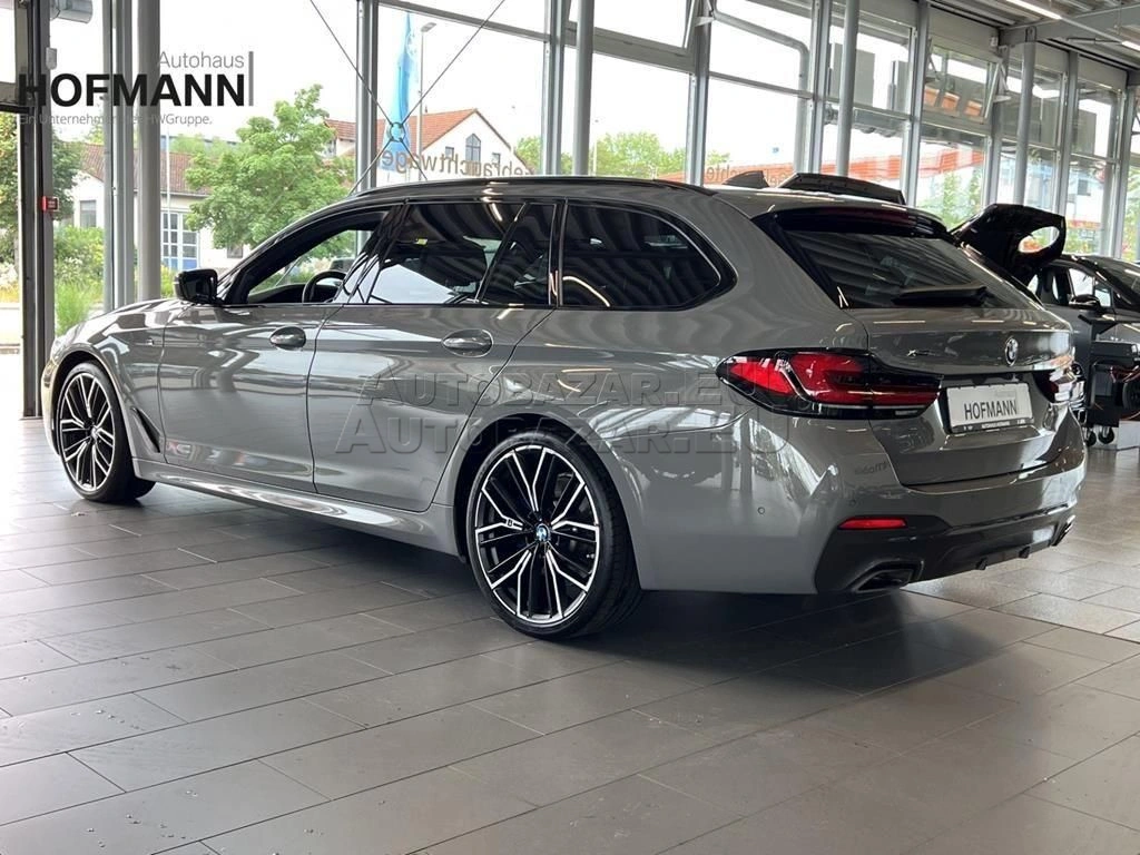 BMW rad 5 Touring 540d mHEV xDrive A/T