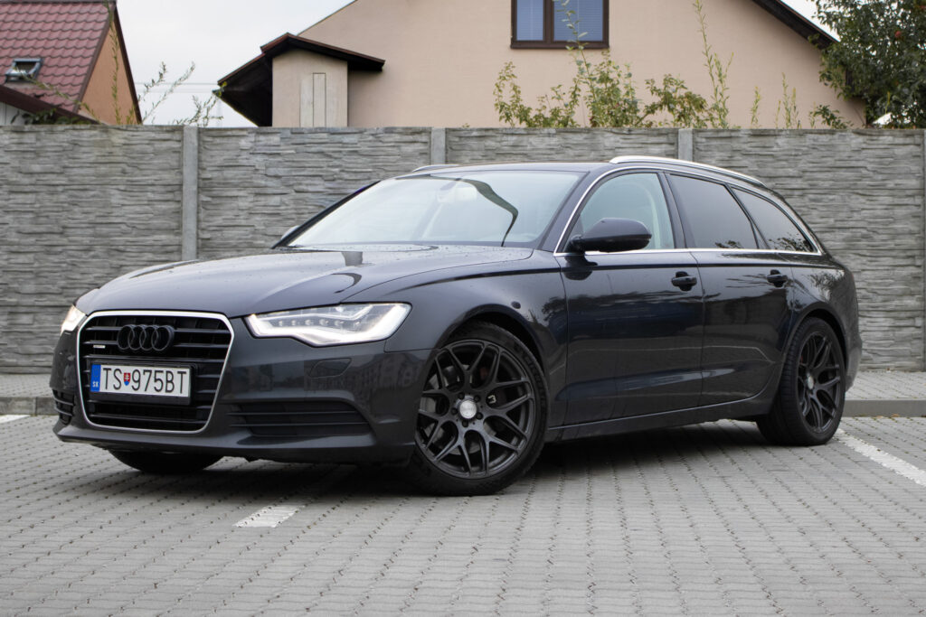 Audi A6 Avant