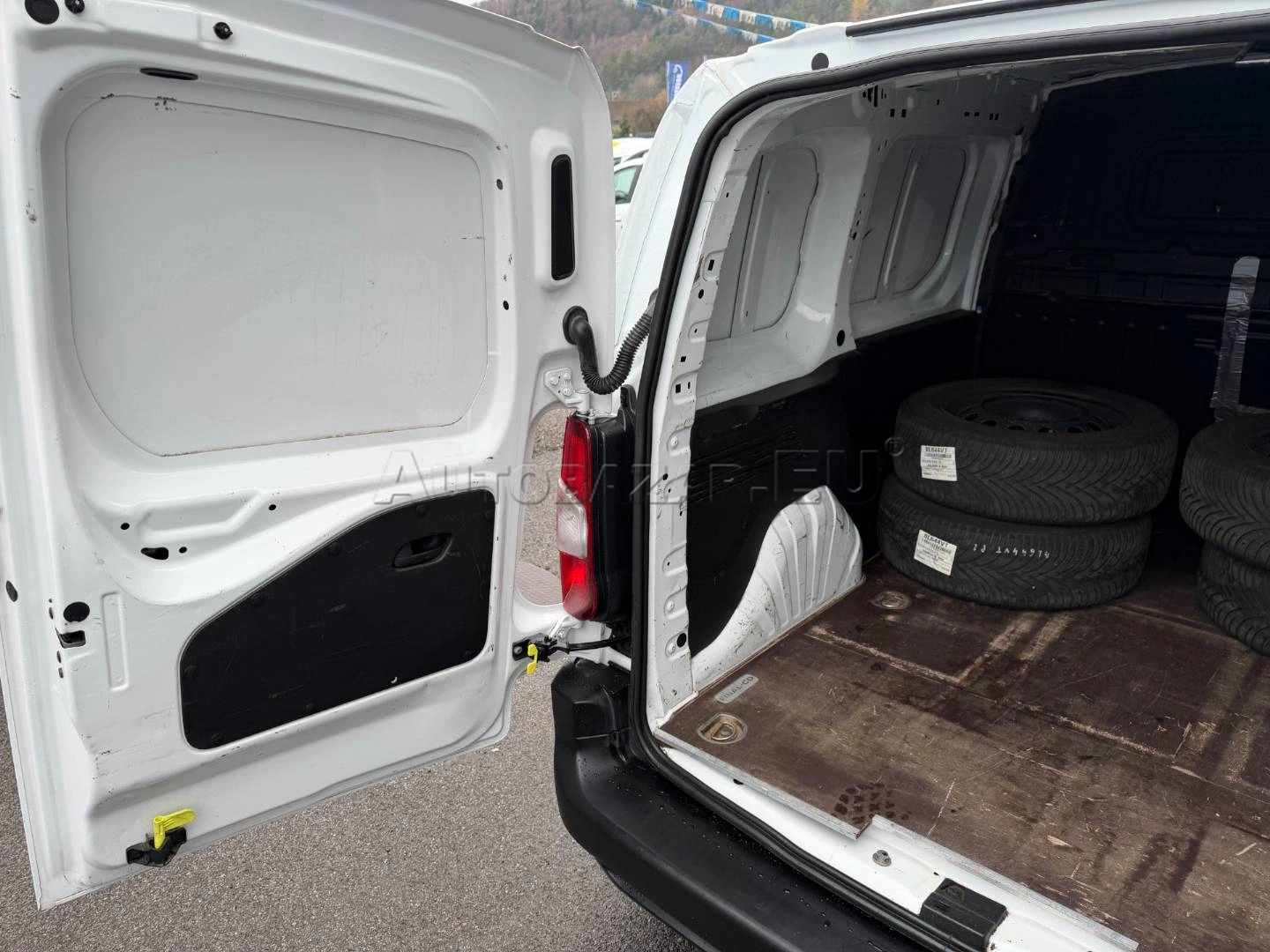 Peugeot Partner 2019 na predaj – fotografia 33