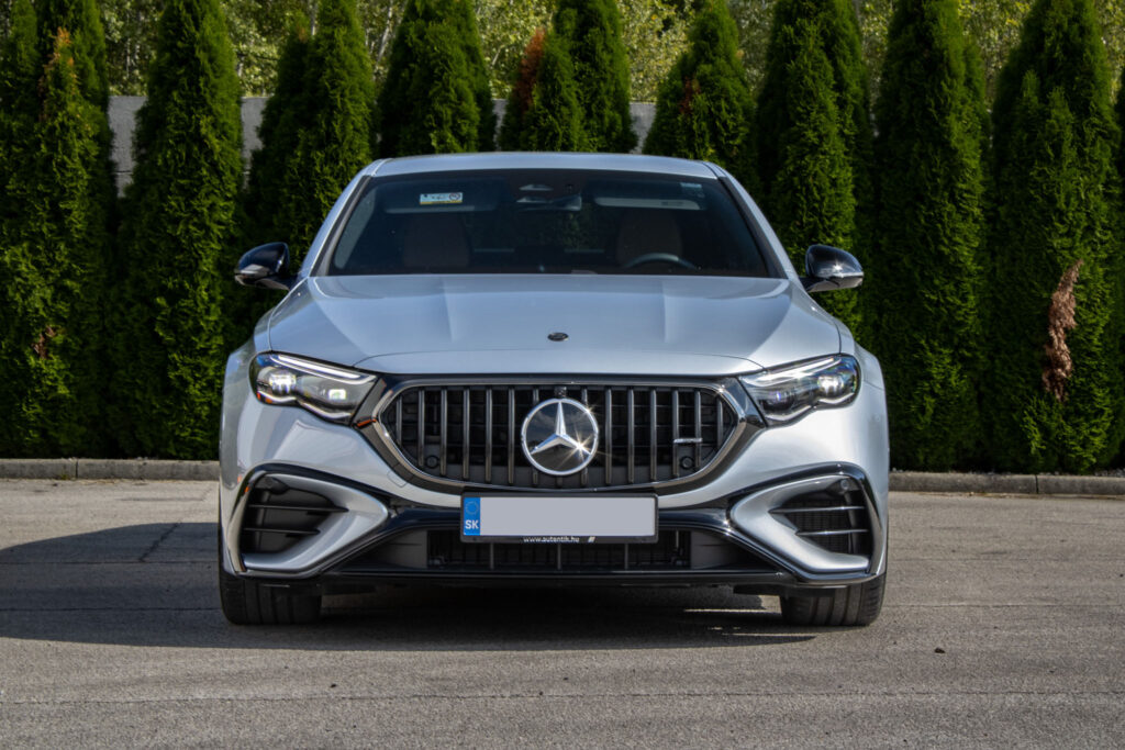 Mercedes E trieda