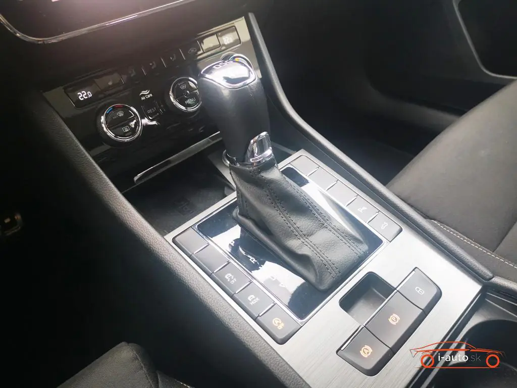Škoda Superb 2021 na predaj – fotografia 35