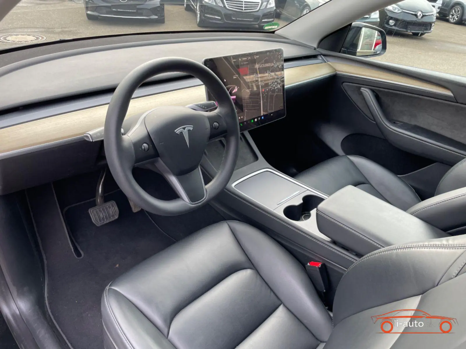 Tesla Model Y 2023 na predaj – fotografia 22
