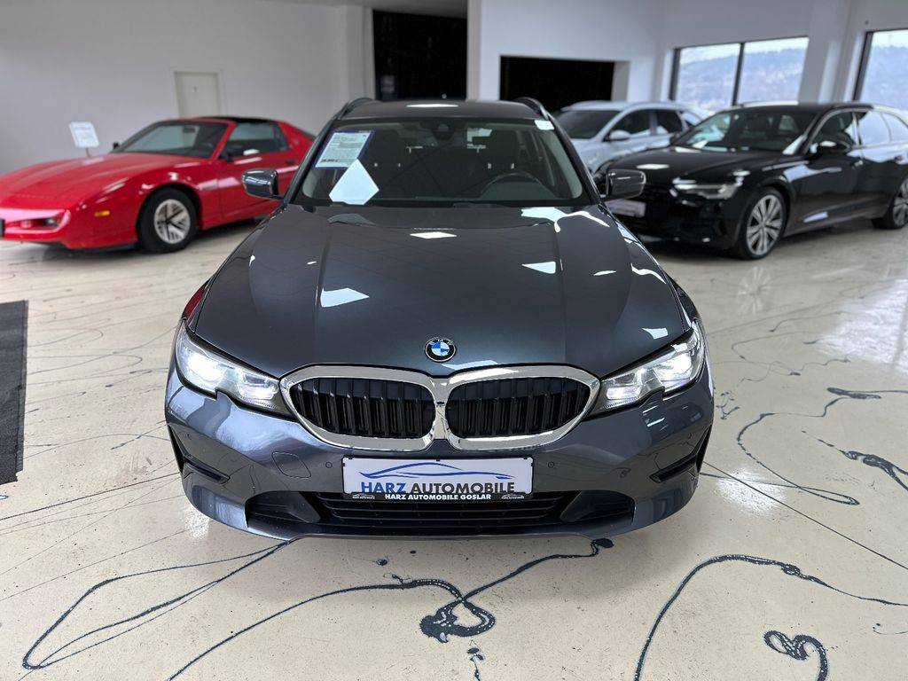 BMW Rad 3 Touring 320d mHEV  xDrive A/T