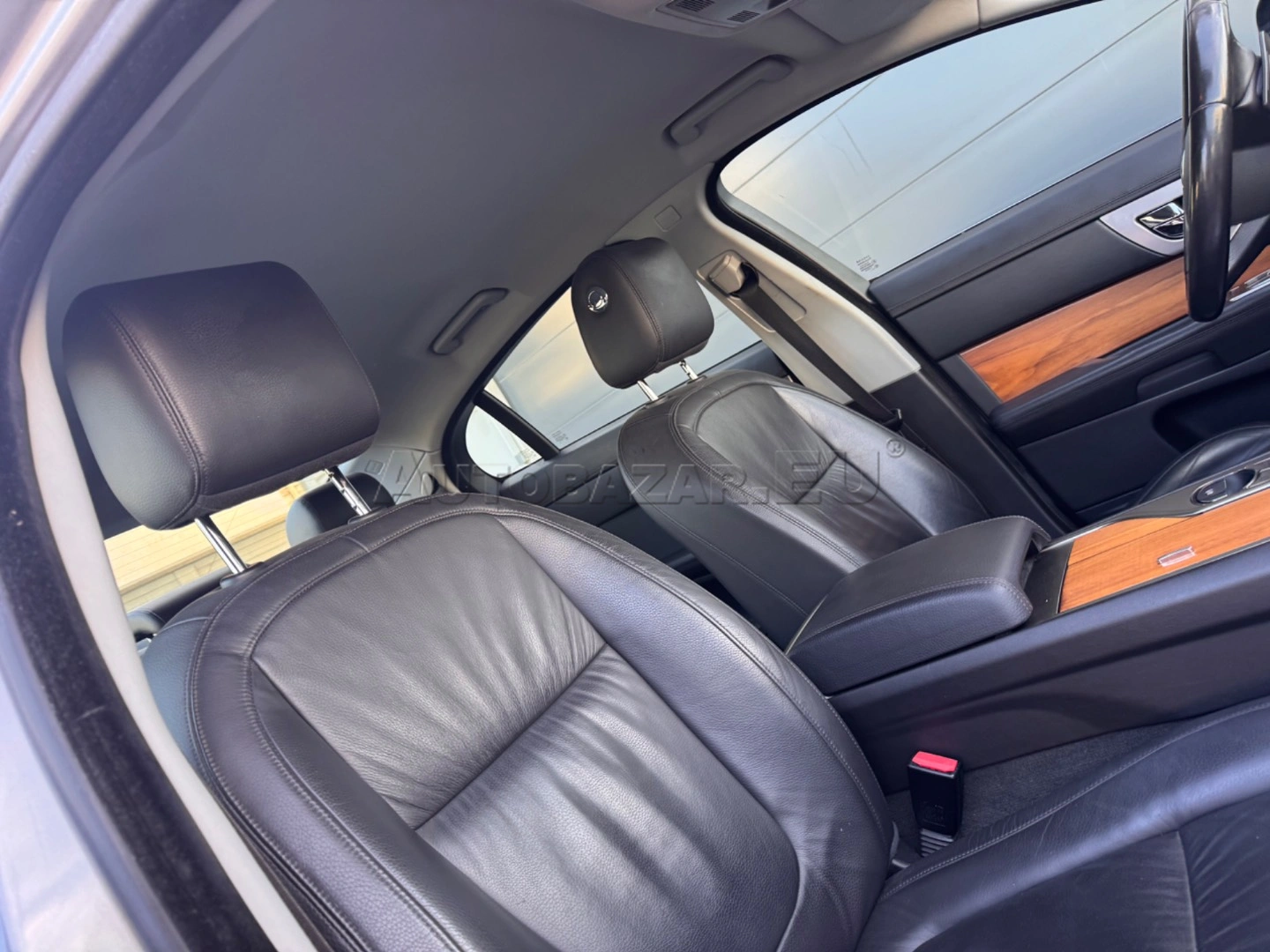 Jaguar XF 2010 na predaj – fotografia 12
