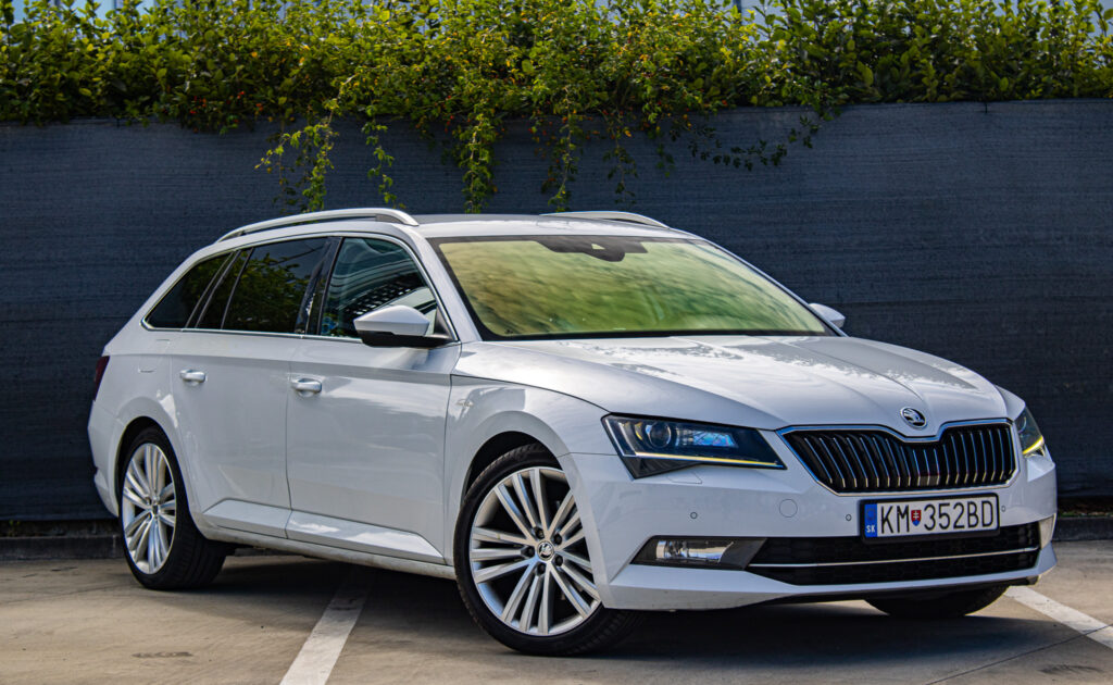 Škoda Superb Combi