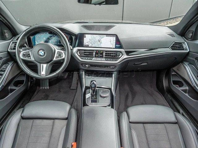 BMW Rad 3 330d xDrive A/T
