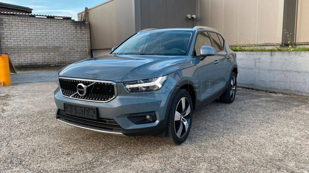 Volvo XC40 T3 163k Momentum Pro A/T