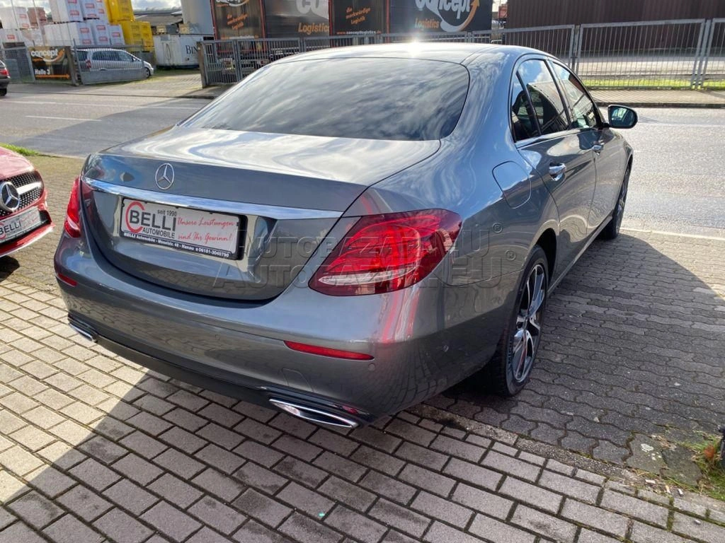 Mercedes E trieda 220 d A/T