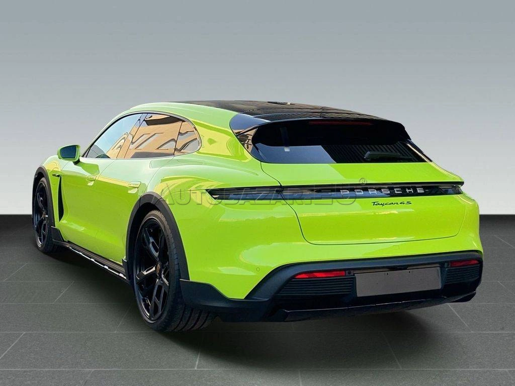 Porsche Taycan 4S Cross Turismo