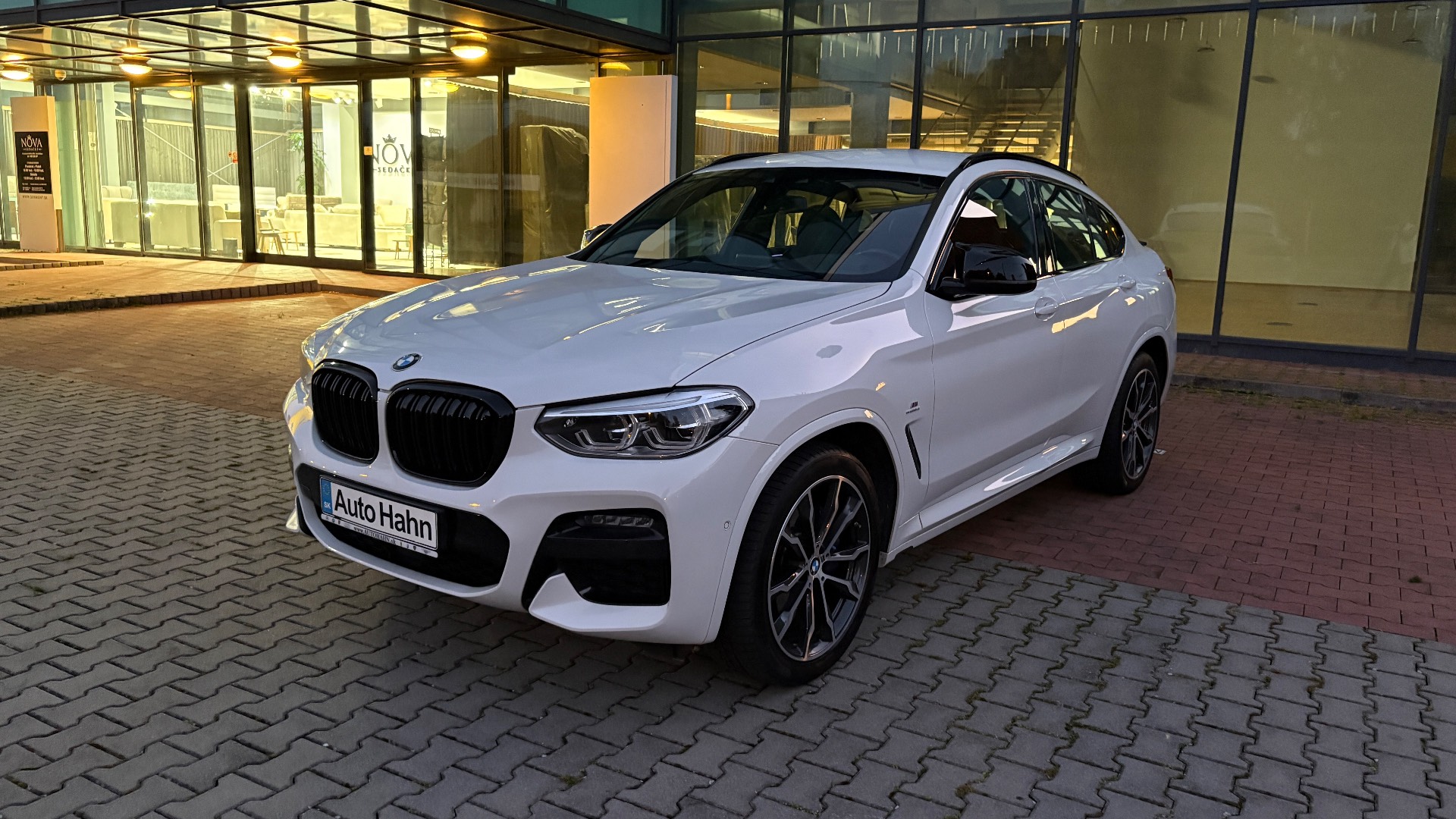 BMW X4 xDrive30d A/T, 195kW, A8 M-SPORT