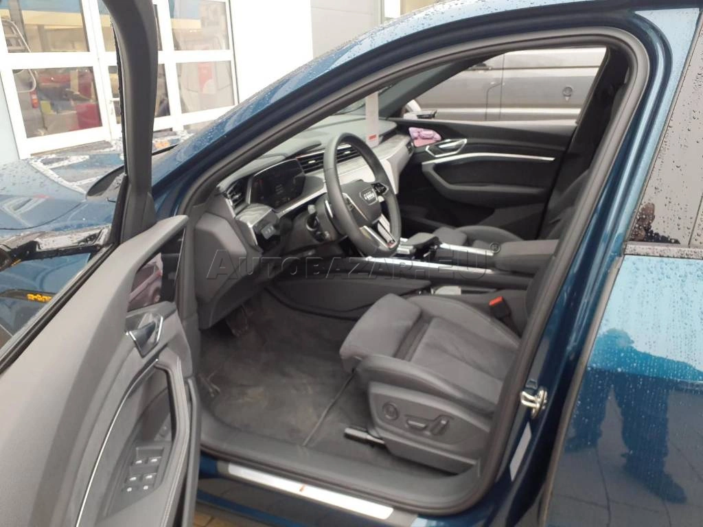 Audi E-tron 55 quattro S line