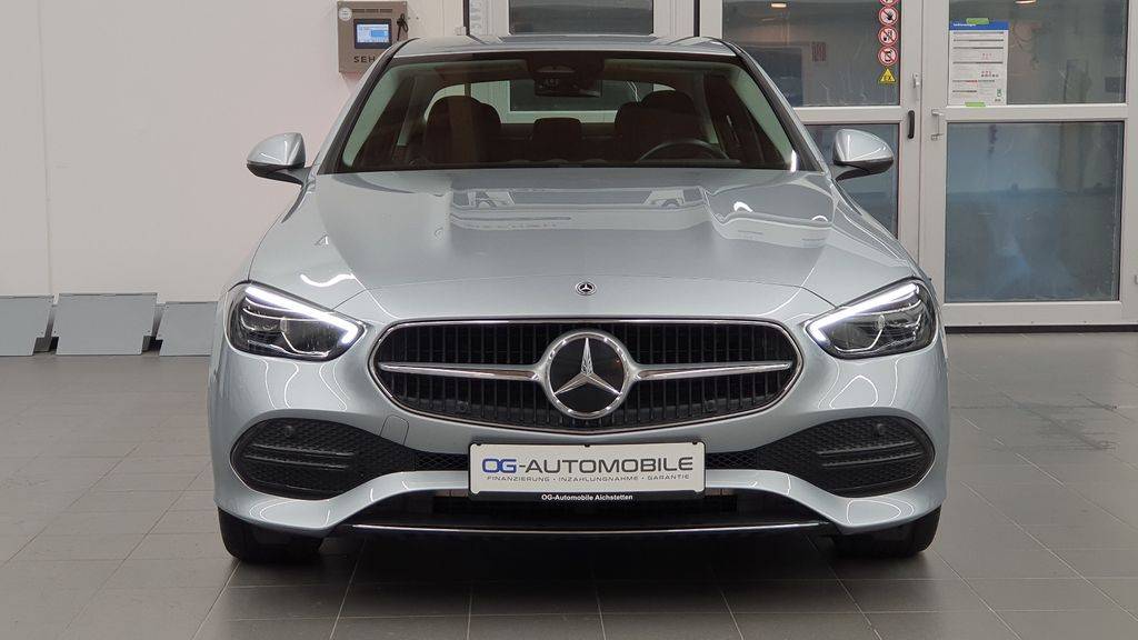 Mercedes-Benz C trieda Sedan 300 d mHEV A/T