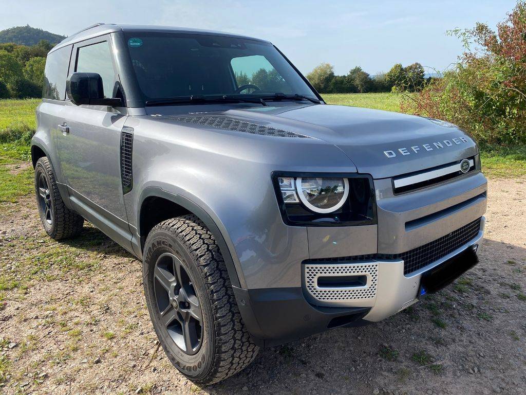 Land Rover Defender 90 3.0 I6 D200 MHEV Standard A/T AWD