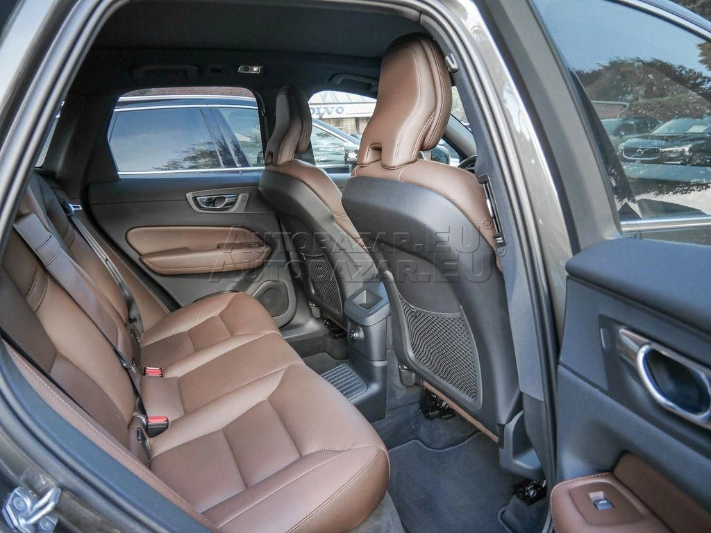 Volvo XC60 T8 Twin Engine Inscription eAWD A/T