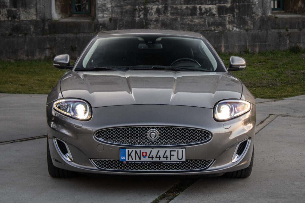 Jaguar XK