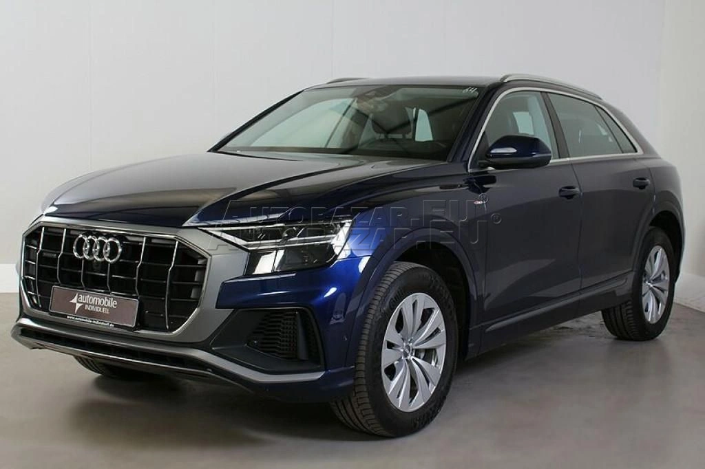 Audi Q8 55 TFSI mHEV quattro tiptronic