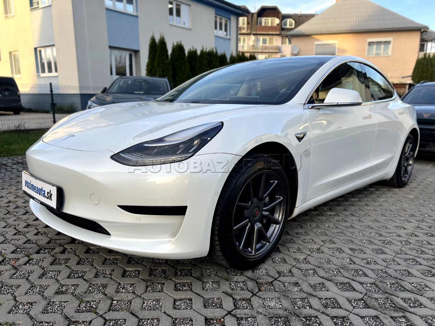 Tesla Model 3 Standard Range Plus