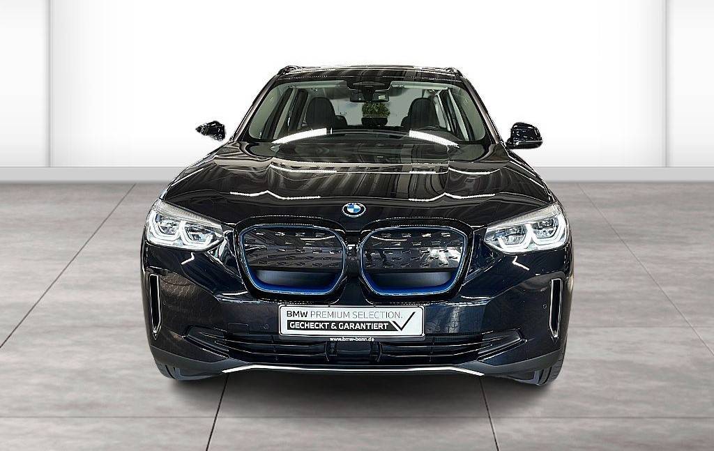 BMW iX3 A/T