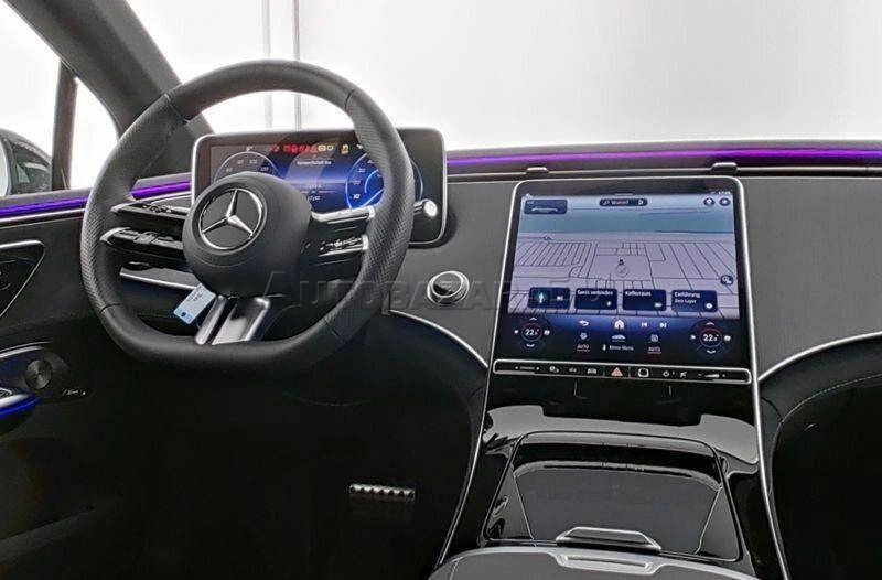 Mercedes-Benz EQE 300