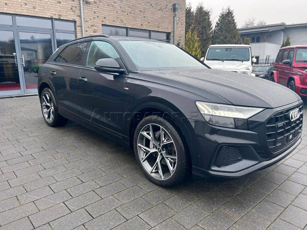 Audi Q8 50 3.0 TDI mHEV quattro tiptronic
