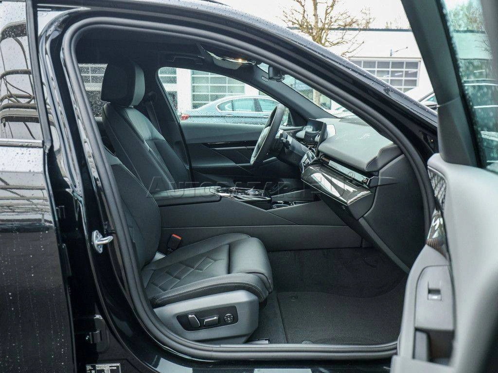 BMW Rad 5 Touring 540d mHEV xDrive A/T