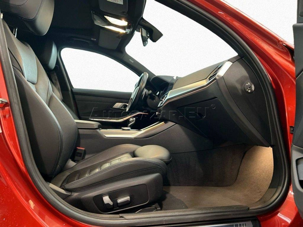 BMW Rad 3 330d mHEV A/T