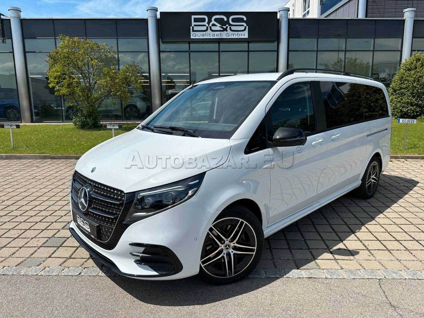 Mercedes-Benz V trieda 300 d 4M AMG lang