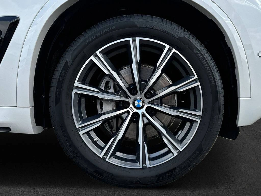 BMW X5 xDrive 40i mHEV A/T