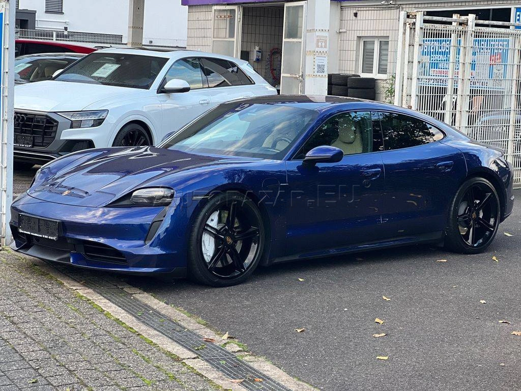 Porsche Taycan Turbo