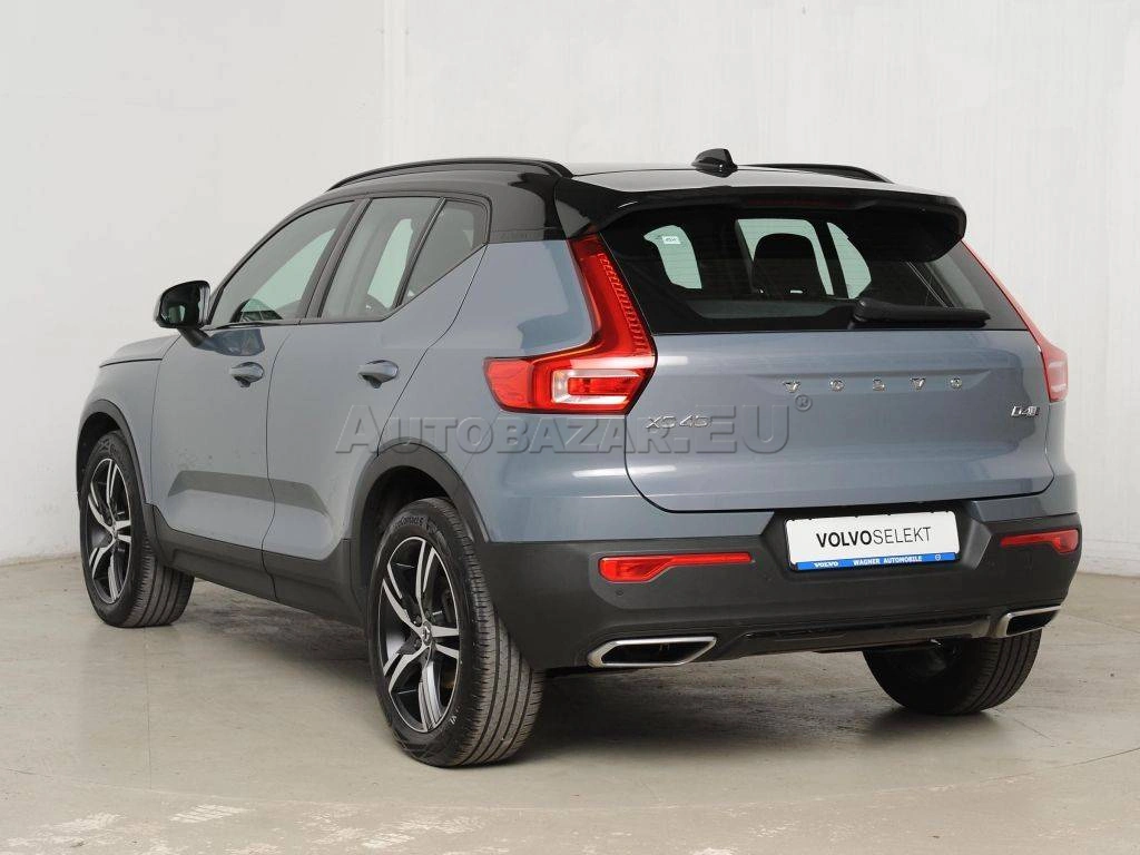 Volvo XC40 D4 R-Design AWD A/T