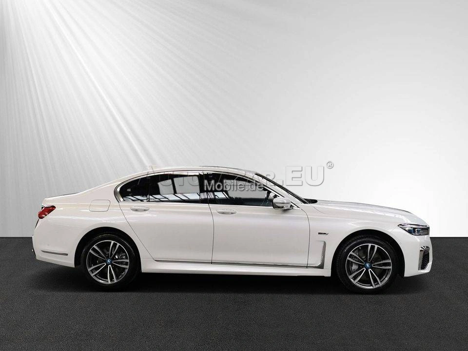 BMW Rad 7 745e