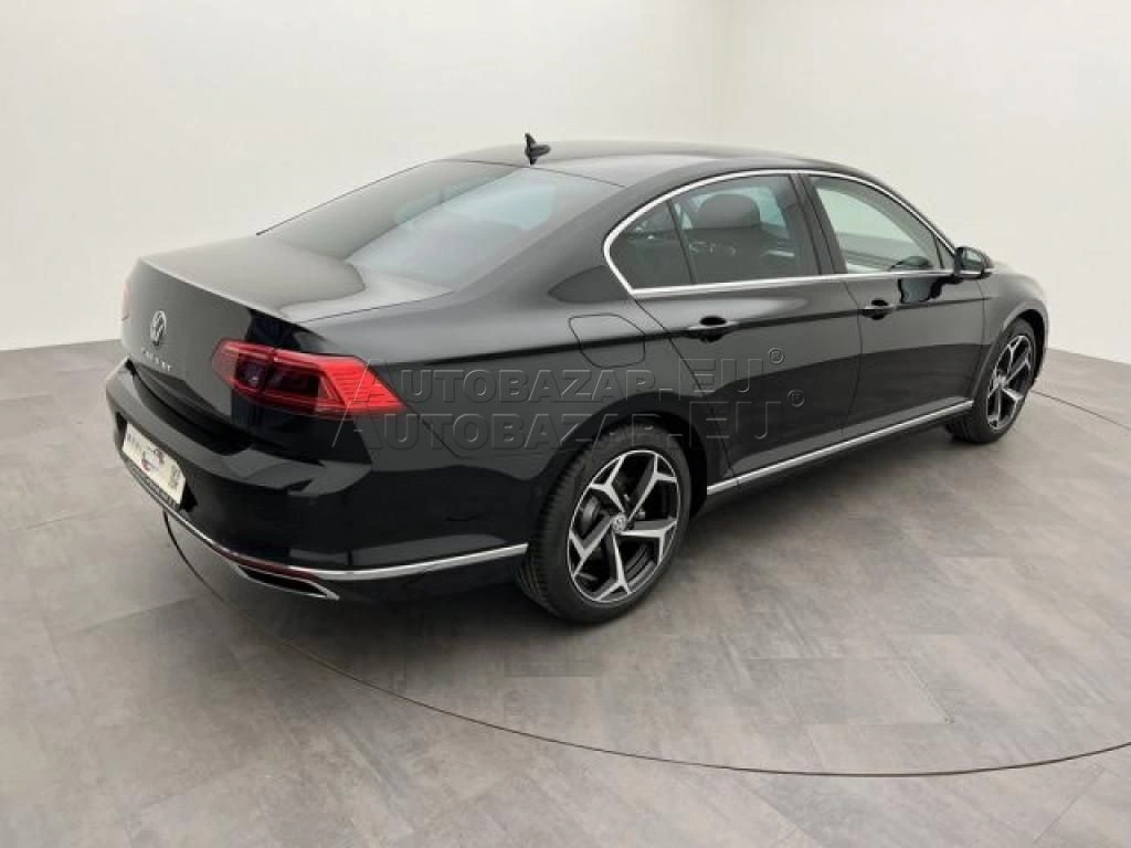 Volkswagen Passat 2.0 TDI Elegance DSG