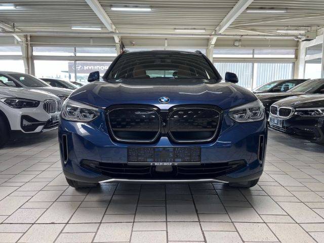 BMW iX3 A/T