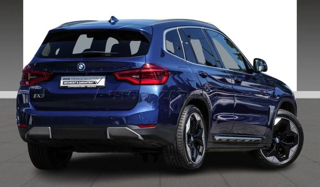 BMW iX3 A/T