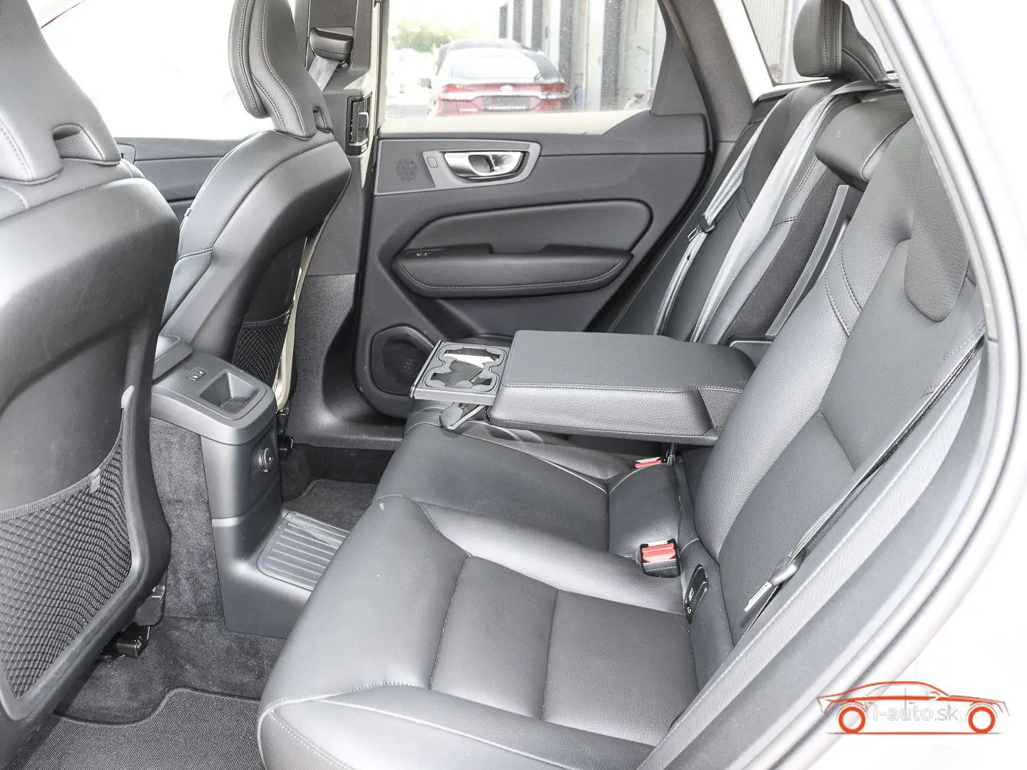 Volvo XC60 2023 na predaj – fotografia 14