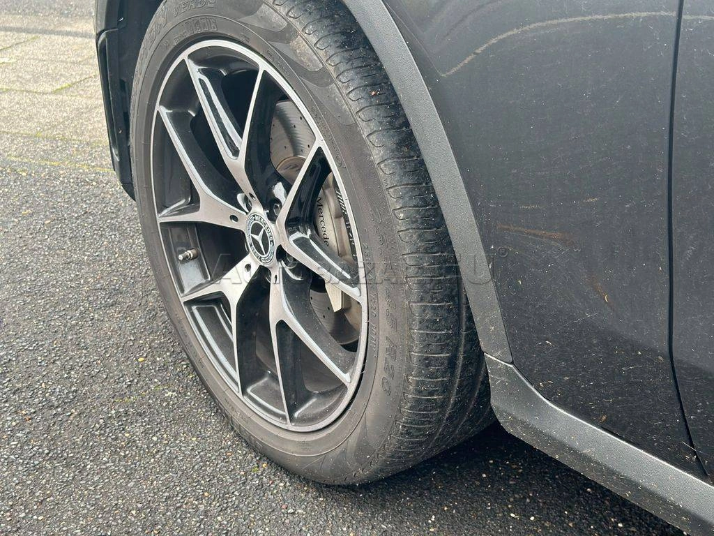 Mercedes-Benz GLC SUV 300 d 4MATIC A/T