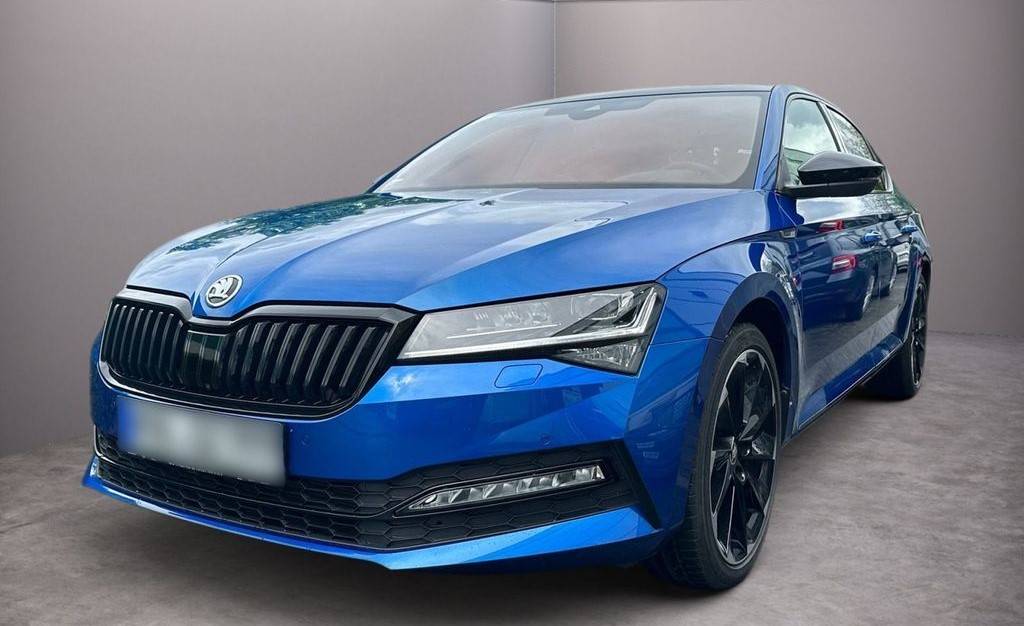 Škoda Superb 2.0 TDI SCR Sportline 4x4 DSG