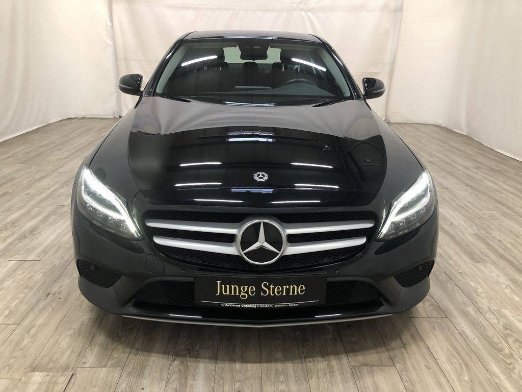 Mercedes-Benz C trieda Sedan 220 d A/T