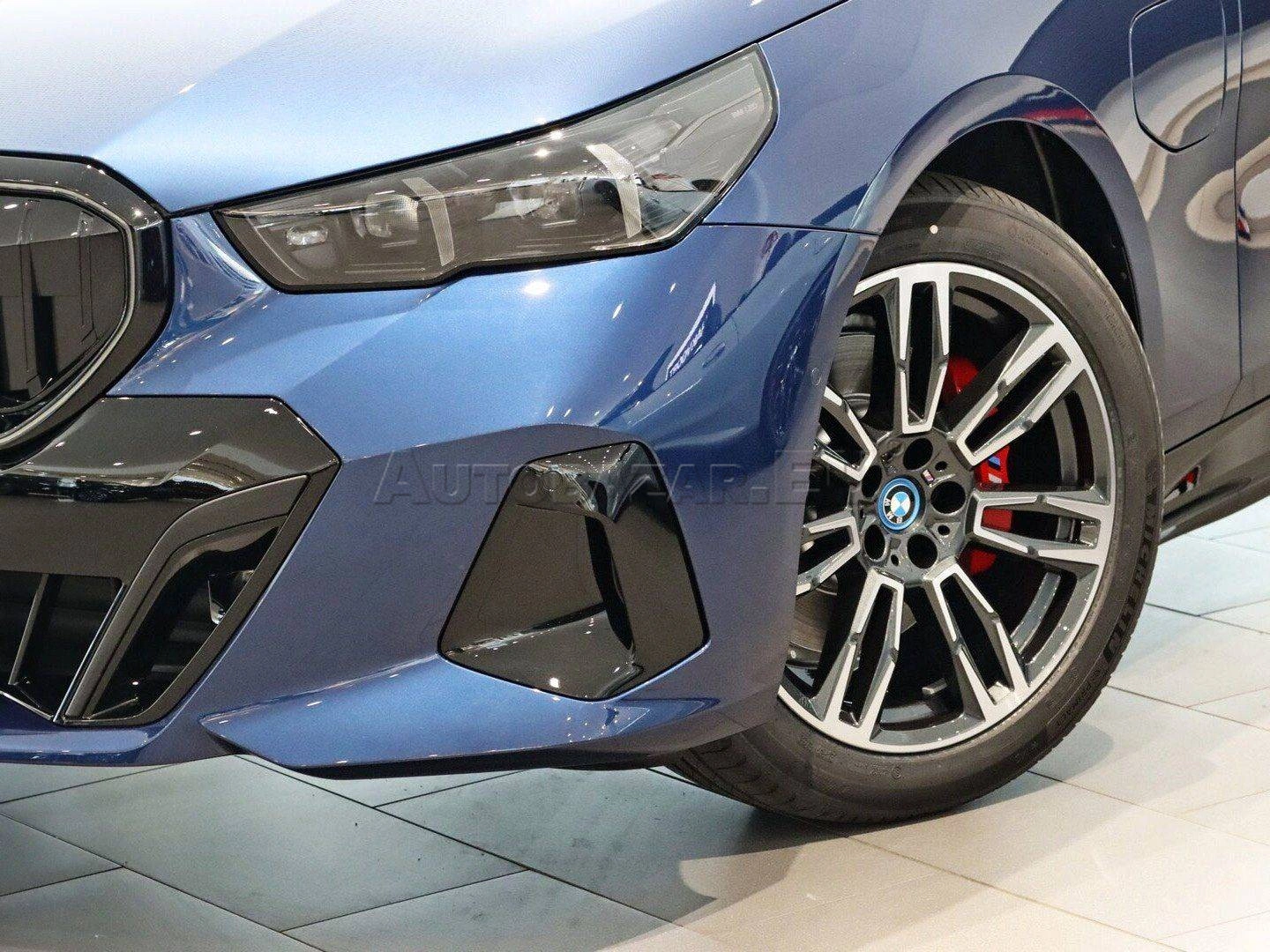 BMW Rad 5 Touring 530e xDrive  M-Sport