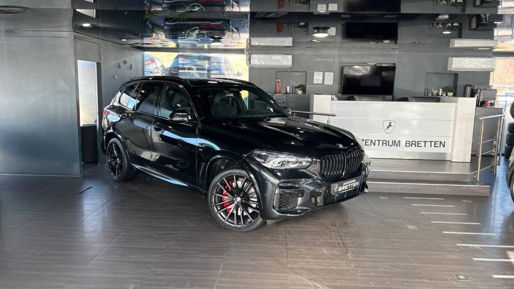 BMW X5 xDriveM50i A/T