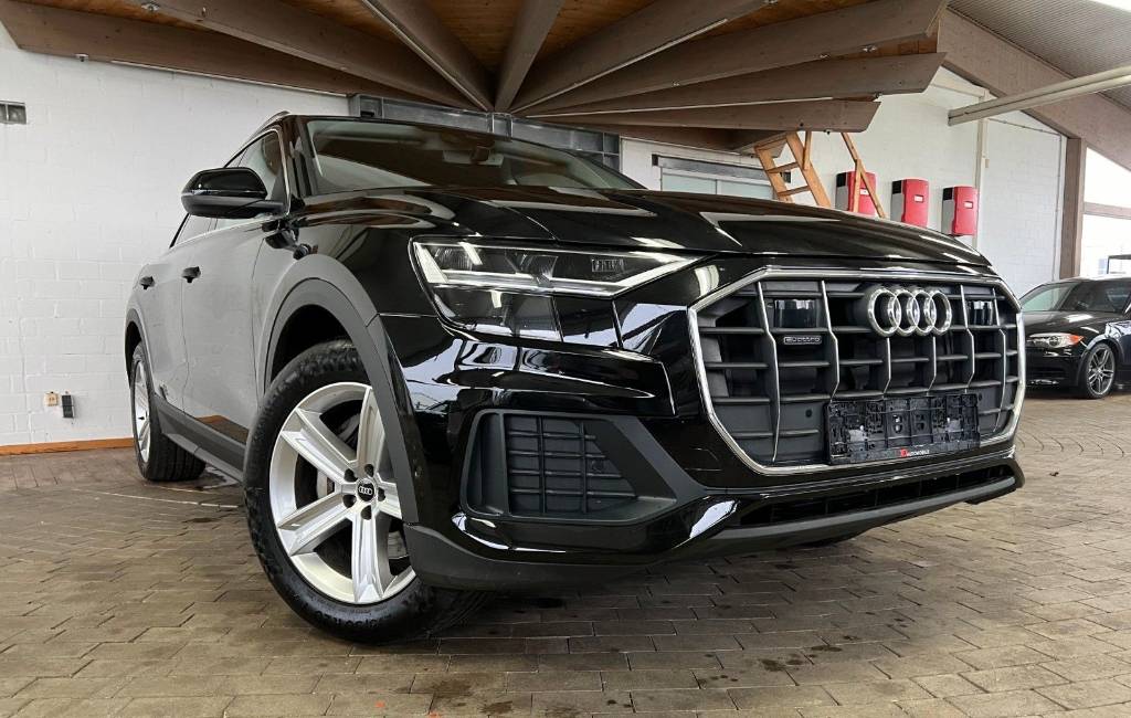 Audi Q8 45 3.0 TDI mHEV quattro tiptronic