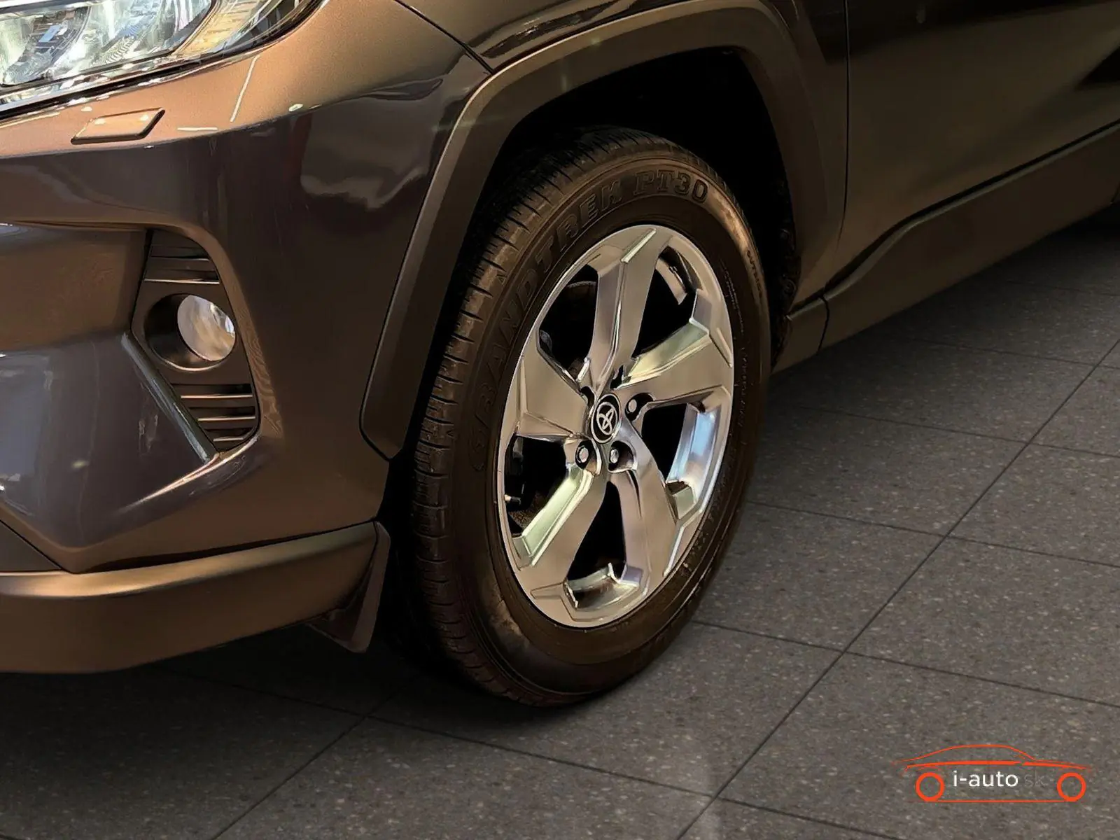Toyota RAV4 2020 na predaj – fotografia 4