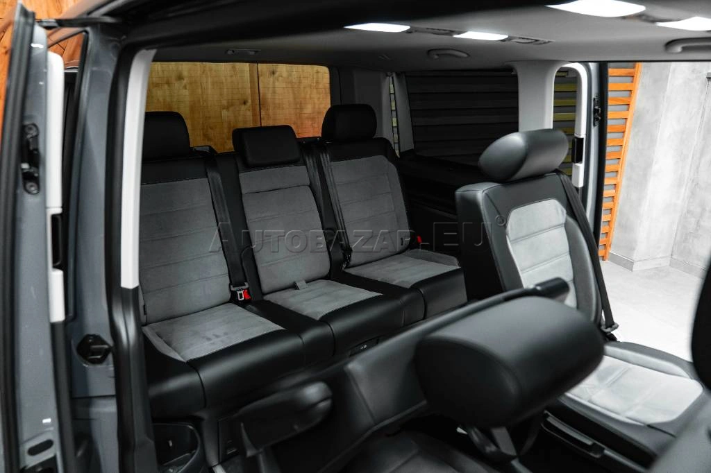 Volkswagen Multivan 2022 na predaj – fotografia 13