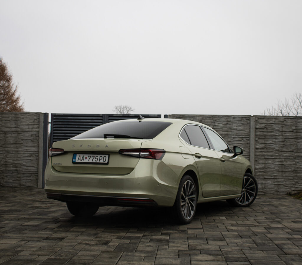 Škoda Superb