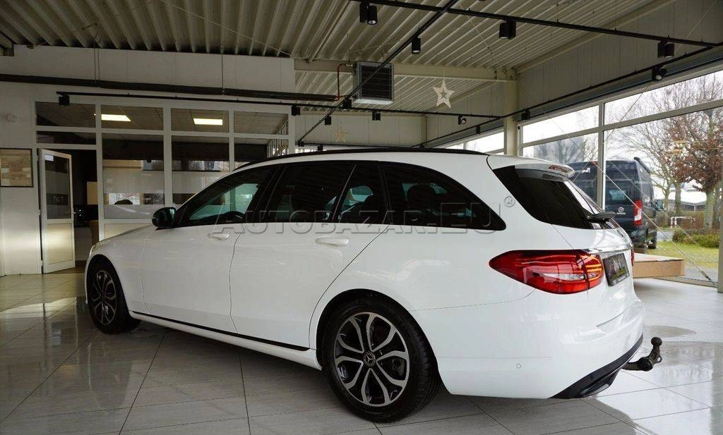 Mercedes-Benz C trieda Kombi 220 d A/T