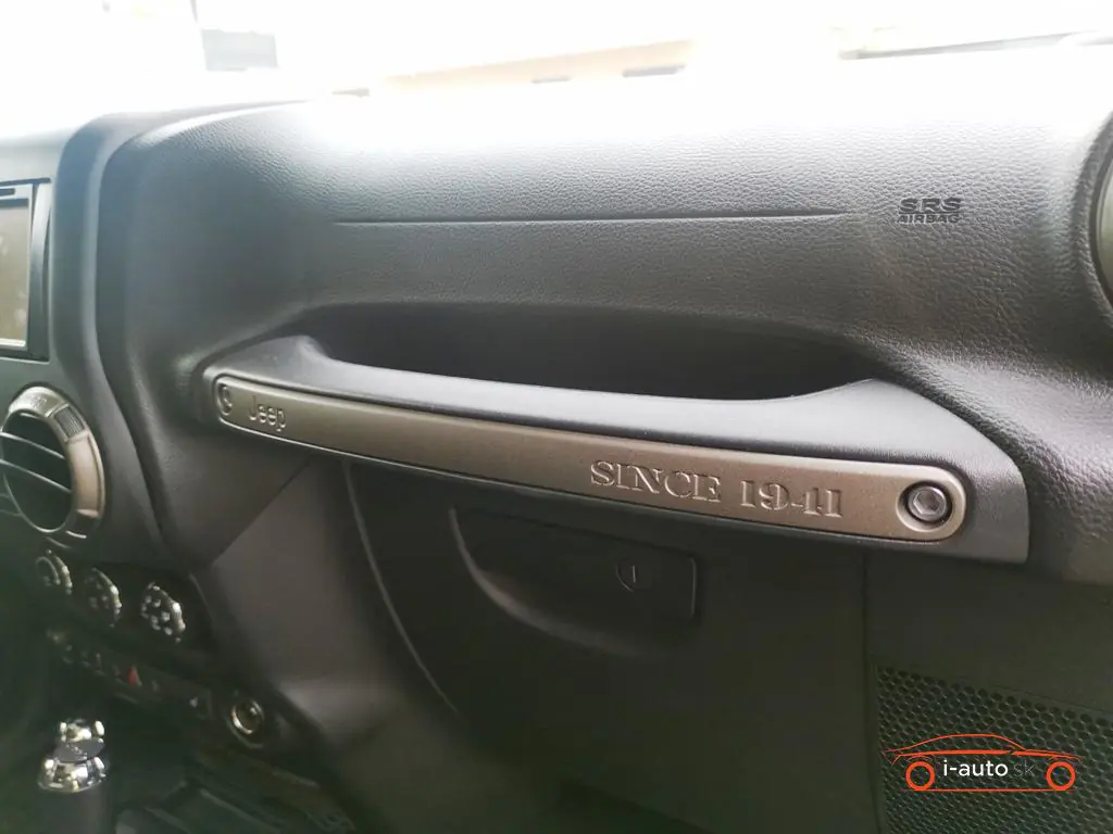 Jeep Wrangler 2018 na predaj – fotografia 29