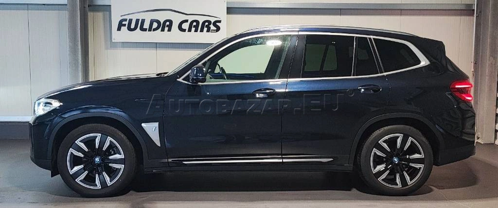 BMW iX3 A/T