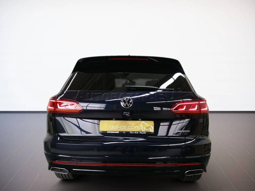 Volkswagen Touareg R 3.0TSI 4M