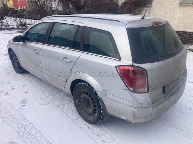 Opel Astra Caravan 1,9 Dti 88kw 6stM